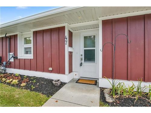 47 Szollosy Circle, Hamilton, ON - Outdoor With Exterior