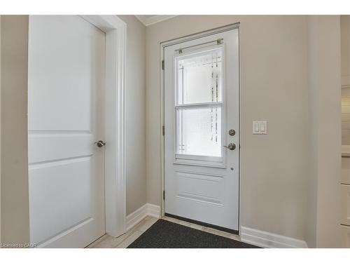 47 Szollosy Circle, Hamilton, ON - Indoor Photo Showing Other Room