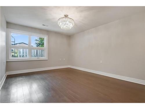 47 Szollosy Circle, Hamilton, ON - Indoor Photo Showing Other Room