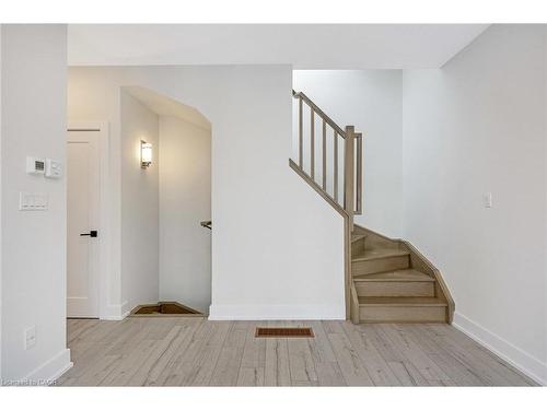 11-33 Jarvis Street, Brantford, ON - Indoor Photo Showing Other Room