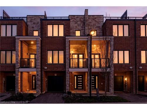 11-33 Jarvis Street, Brantford, ON - Outdoor