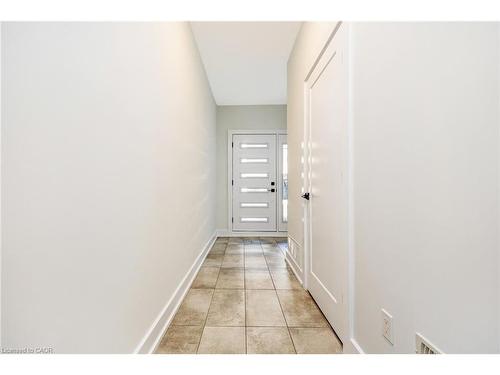 11-33 Jarvis Street, Brantford, ON - Indoor Photo Showing Other Room