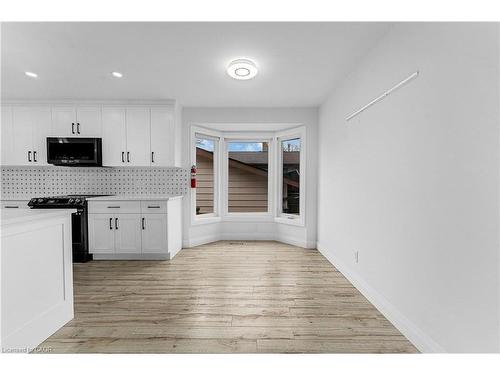 511 Gauthier Drive, Tecumseh, ON - Indoor Photo Showing Kitchen