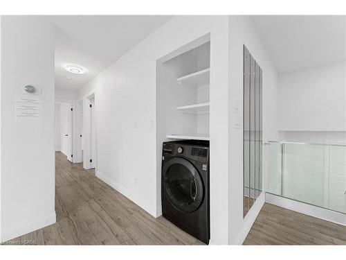 511 Gauthier Drive, Tecumseh, ON - Indoor Photo Showing Laundry Room
