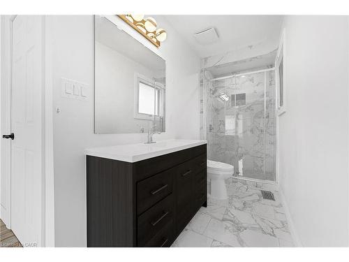 511 Gauthier Drive, Tecumseh, ON - Indoor Photo Showing Bathroom