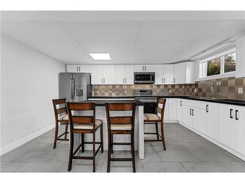511 Gauthier Drive, Tecumseh, ON - Indoor Photo Showing Kitchen