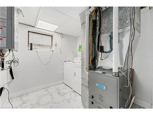 511 Gauthier Drive, Tecumseh, ON - Indoor Photo Showing Laundry Room