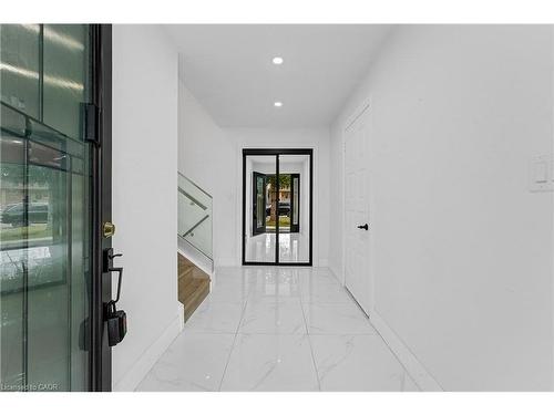 511 Gauthier Drive, Tecumseh, ON - Indoor Photo Showing Other Room