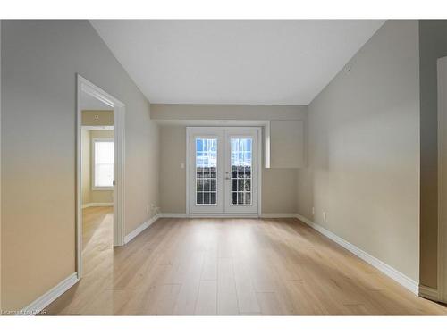 409-2035 Appleby Line, Burlington, ON - Indoor Photo Showing Other Room