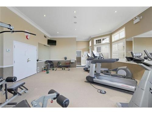 409-2035 Appleby Line, Burlington, ON - Indoor Photo Showing Gym Room