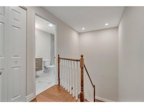 3-1513 Upper Middle Road, Burlington, ON - Indoor Photo Showing Other Room