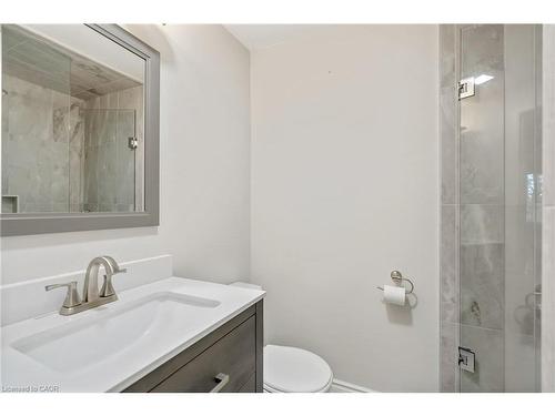 3-1513 Upper Middle Road, Burlington, ON - Indoor Photo Showing Bathroom