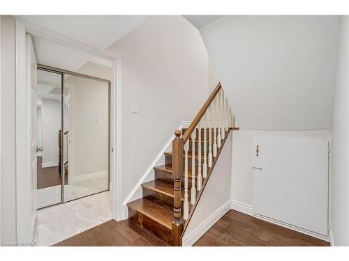 3-1513 Upper Middle Road, Burlington, ON - Indoor Photo Showing Other Room
