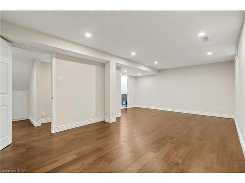 3-1513 Upper Middle Road, Burlington, ON - Indoor Photo Showing Other Room