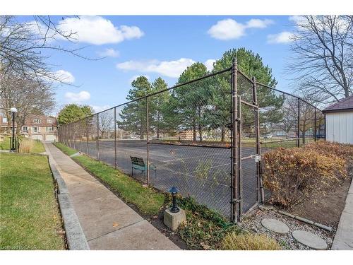 3-1513 Upper Middle Road, Burlington, ON - Outdoor