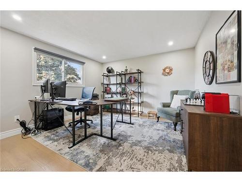 424 Clairbrook Crescent, Waterloo, ON - Indoor Photo Showing Office