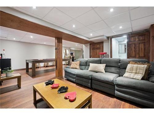 424 Clairbrook Crescent, Waterloo, ON - Indoor