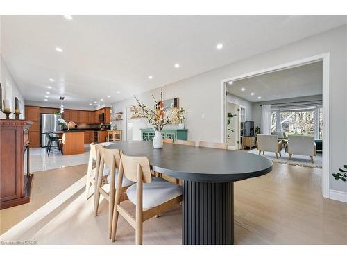 424 Clairbrook Crescent, Waterloo, ON - Indoor Photo Showing Dining Room