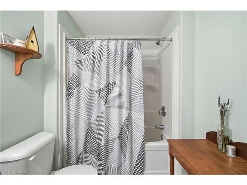 37-10 Foxglove Crescent, Kitchener, ON - Indoor Photo Showing Bathroom