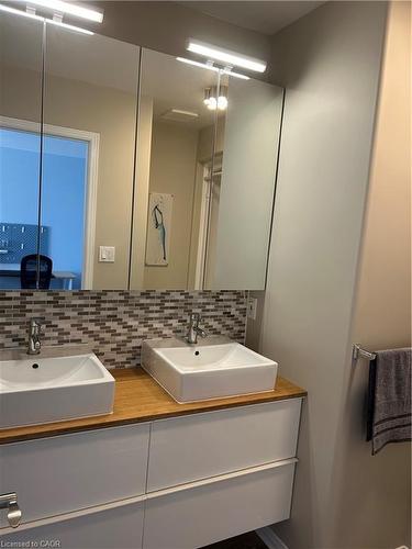 101 Dalgleish Avenue, Kingston, ON - Indoor Photo Showing Bathroom