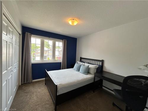 101 Dalgleish Avenue, Kingston, ON - Indoor Photo Showing Bedroom