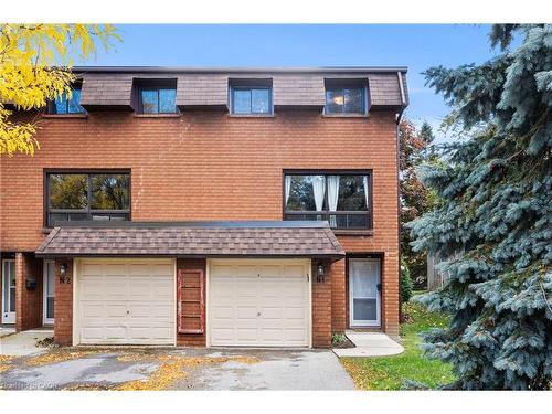 N1-444 Stone Church Road W Hamilton, ON L9B 1R1