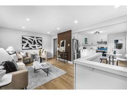 237 Adair Avenue N Hamilton, ON L8H 6B3