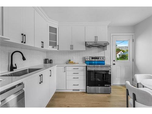 237 Adair Avenue N, Hamilton, ON - Indoor Photo Showing Kitchen With Upgraded Kitchen