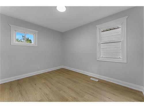 237 Adair Avenue N, Hamilton, ON - Indoor Photo Showing Other Room