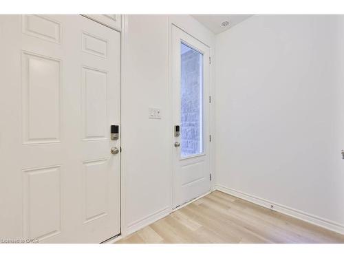 83-1317 Leriche Way, Milton, ON - Indoor Photo Showing Other Room