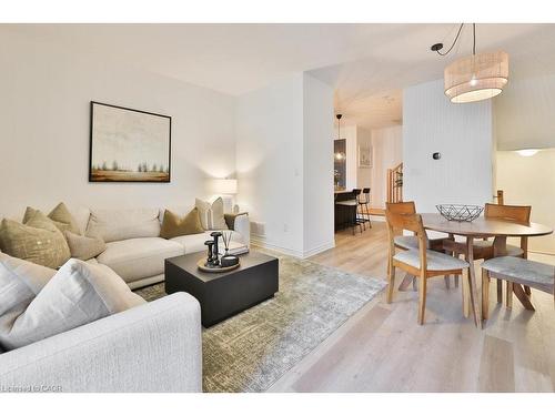 83-1317 Leriche Way, Milton, ON - Indoor Photo Showing Living Room