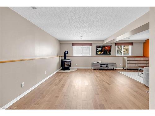 28 Ridgeway Crescent, Kitchener, ON - Indoor