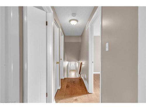 28 Ridgeway Crescent, Kitchener, ON - Indoor Photo Showing Other Room