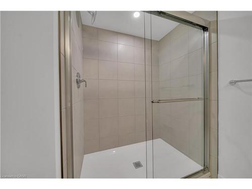 81-940 David Street, Wellington, ON - Indoor Photo Showing Bathroom