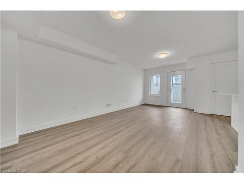 81-940 David Street, Wellington, ON - Indoor Photo Showing Other Room