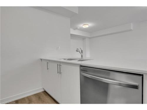 81-940 David Street, Wellington, ON - Indoor Photo Showing Kitchen With Double Sink
