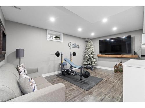 11 Redfinch Way, Brampton, ON - Indoor