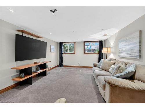 152 Ridge Road W, Grimsby, ON - Indoor