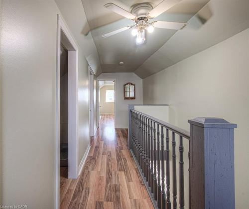 44 Jaffray Street, Cambridge, ON - Indoor Photo Showing Other Room