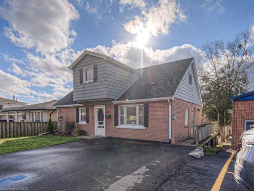 44 Jaffray Street, Cambridge, ON - Outdoor