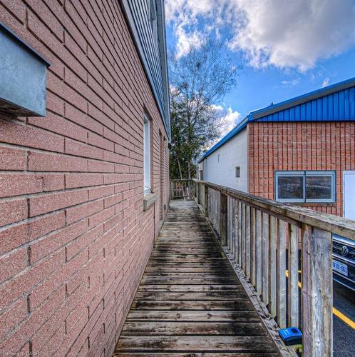 44 Jaffray Street, Cambridge, ON - Outdoor With Exterior