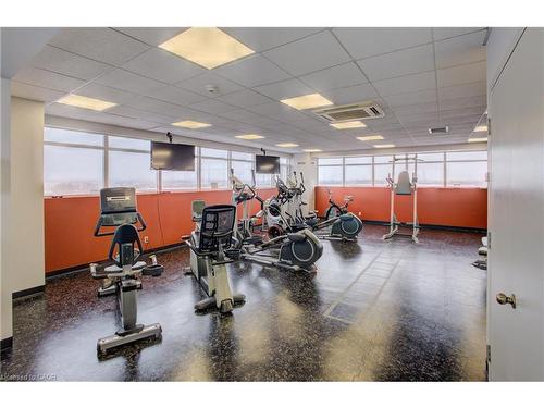502-170 Water Street N, Cambridge, ON - Indoor Photo Showing Gym Room