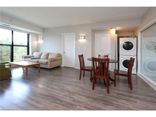 216-1291 Gordon Street, Guelph, ON - Indoor