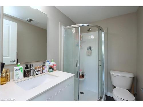 216-1291 Gordon Street, Guelph, ON - Indoor Photo Showing Bathroom