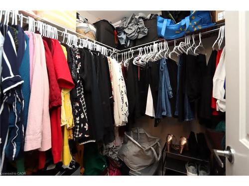 216-1291 Gordon Street, Guelph, ON - Indoor With Storage