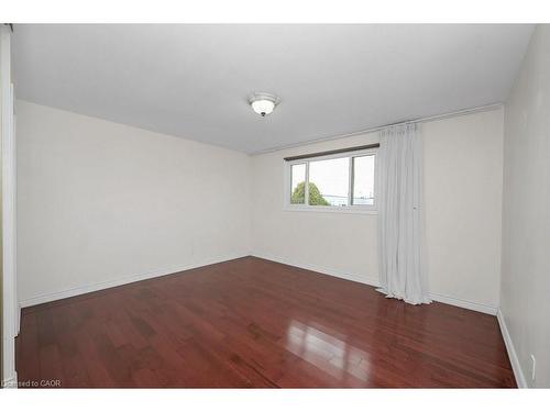 2523 Waterford Street, Oakville, ON - Indoor Photo Showing Other Room