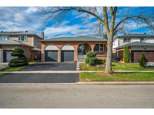 2523 Waterford Street, Oakville, ON - Outdoor With Facade