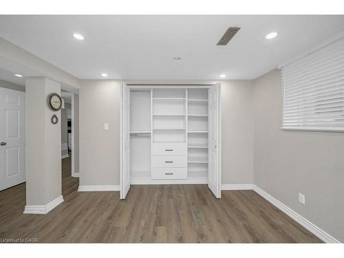 2523 Waterford Street, Oakville, ON - Indoor Photo Showing Other Room
