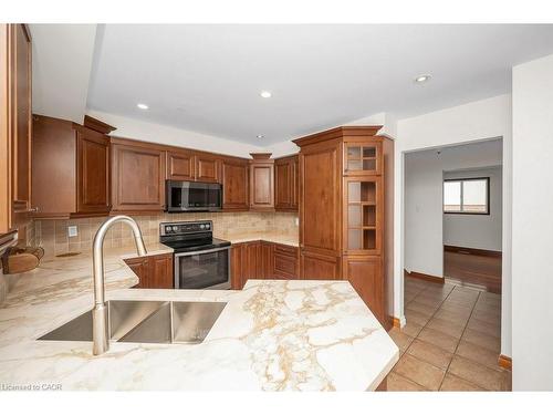 2523 Waterford Street, Oakville, ON - Indoor Photo Showing Kitchen With Double Sink