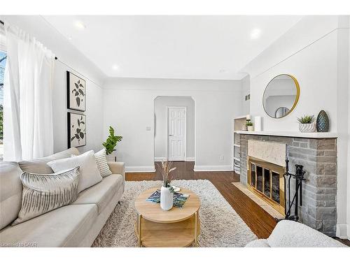610 Guelph Line, Burlington, ON - Indoor Photo Showing Living Room With Fireplace